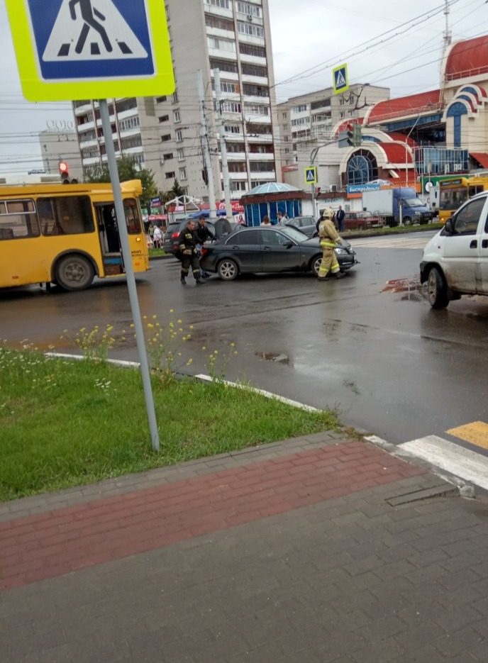 Авария на проспекте Циолковского в Дзержинске 10 августа 