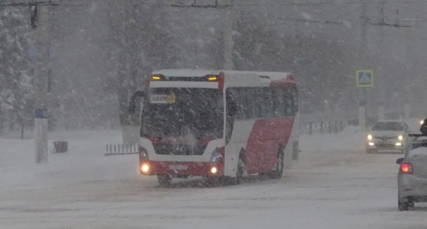 Дзержинские школьники будут учиться дистанционно из-за проблем с автобусами