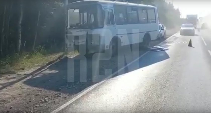 В Дзержинске в ДТП с автобусом пострадали 9 человек