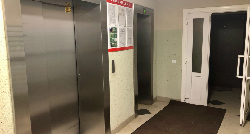 В Дзержинске ищут мужчину за домогательство к 17-летней девушке в лифте