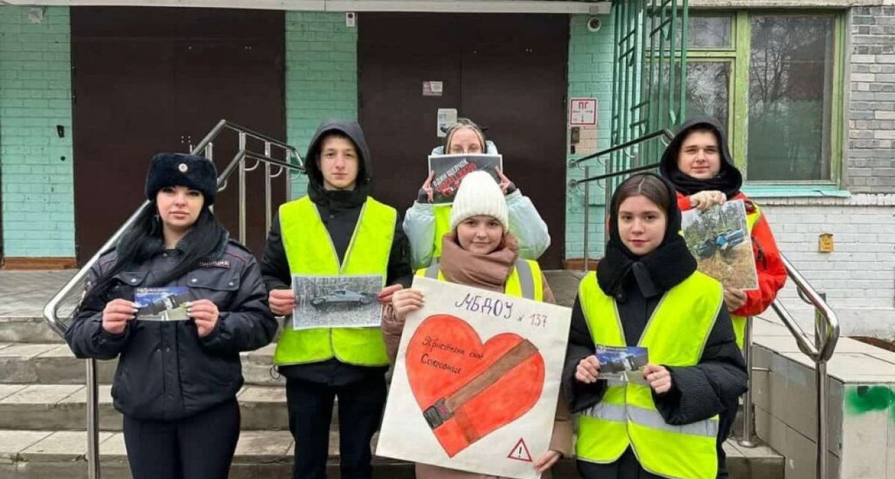 Полиция Дзержинска провела акцию о важности использования ремней безопасности