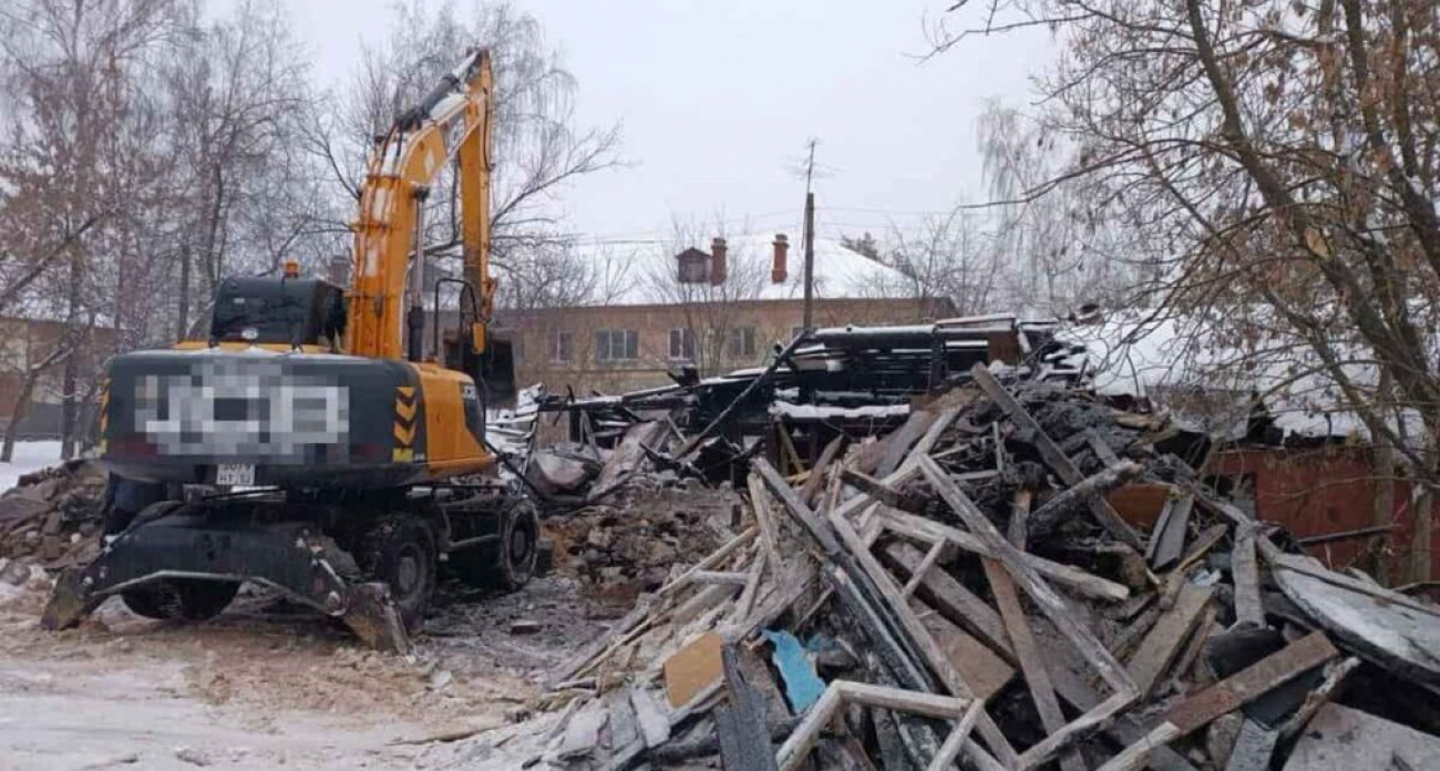 В Дзержинске сносят незаконные гаражи и заброшенные сараи