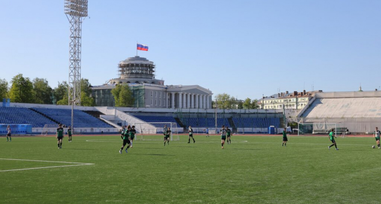 Дзержинский "Химик" сыграет с "Уральцем-ТС" 18 мая на домашнем стадионе