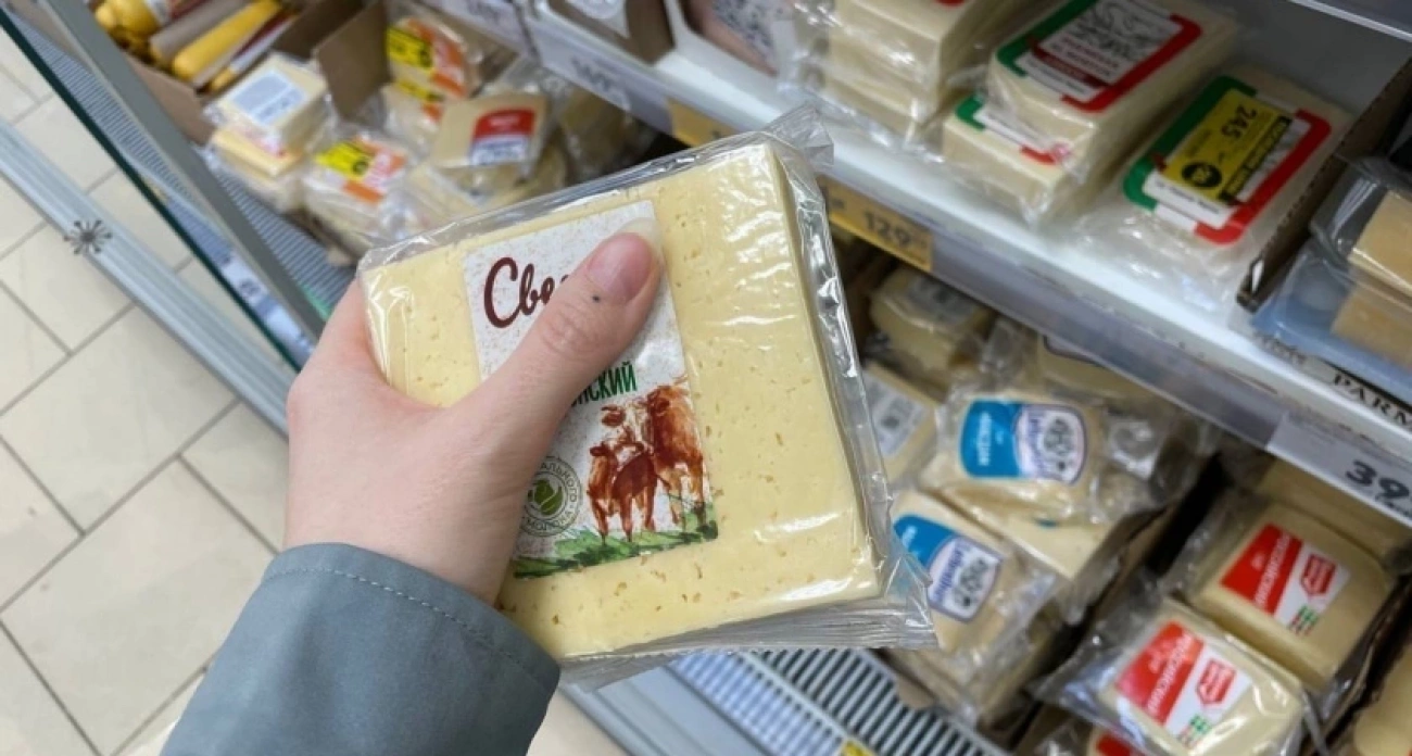 Ученые определили самый полезный сыр — не адыгейский, не моцарелла и вдвое питательнее пармезана - практически несоленый