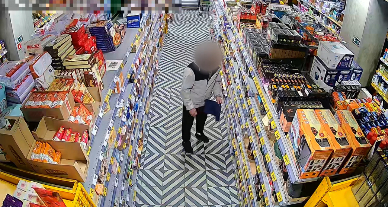 В Дзержинске задержали мужчину, воровавшего еду из магазинов для перепродажи