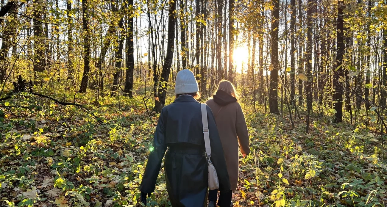 Близнецы коллекционируют сердца: астрологи раскрыли, почему этот знак не может хранить верность