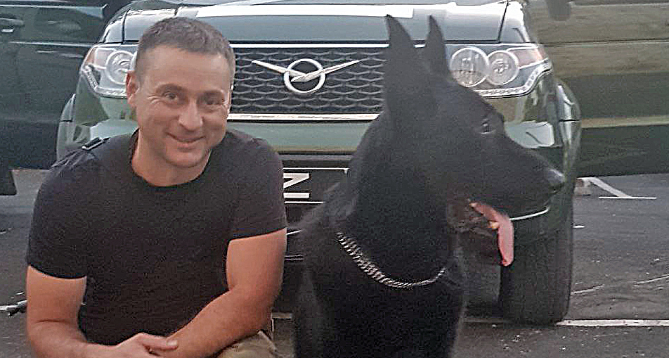 Подполковник полиции добровольцем отправился наводить порядок в освобожденном Мариуполе