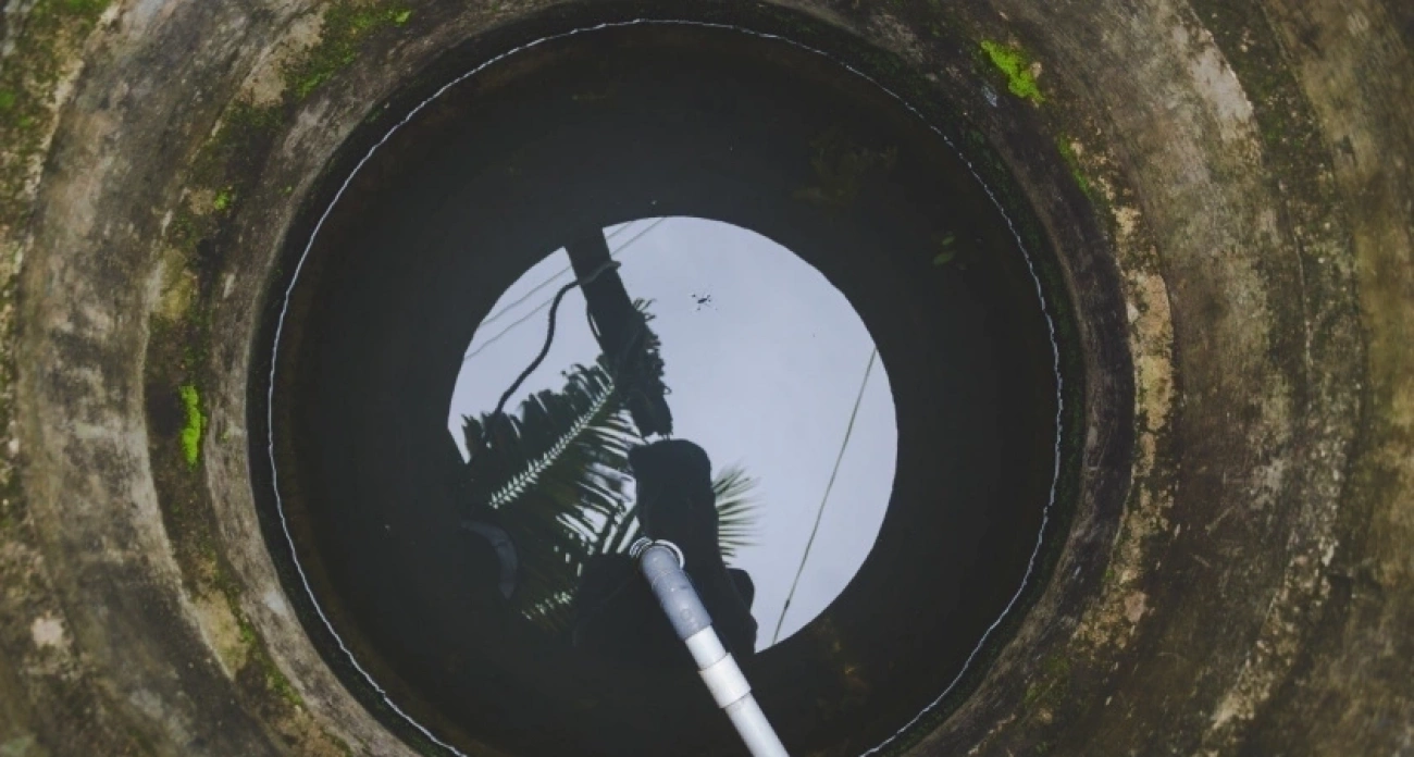 Выгребная яма очистится сама: инженер раскрыл 2 препарата, которые заменят откачку – отходы разлагаются в 3 раза быстрее