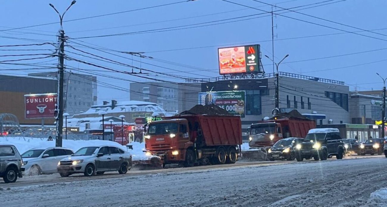 В Дзержинске за 8 дней выпала трёхгодичная норма снега: вывезли 3600 кубометров