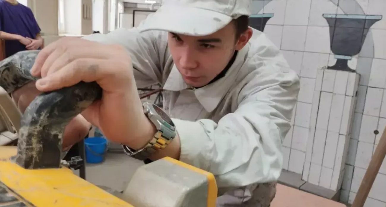 Керамогранит как испытание: студенты-плиточники сразились за звание лучших