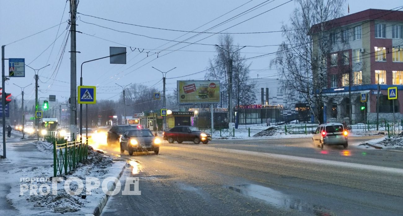 Нижегородцам напомнили о штрафах за езду с выключенными фарами или неправильное использование дальнего света