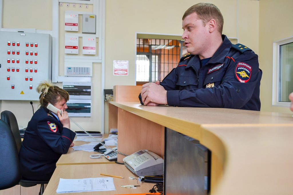 Мужчина изготавливал ядовитую стеклоомывайку в одном из гаражей Дзержинска