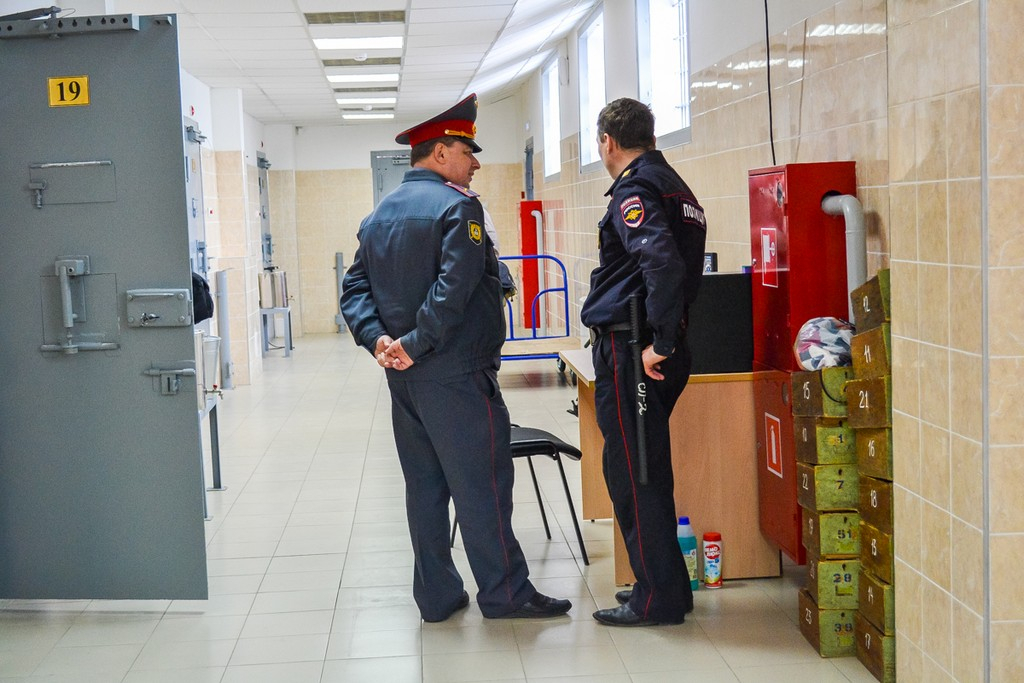 Полицейские задержали магазинного воришку в Дзержинске