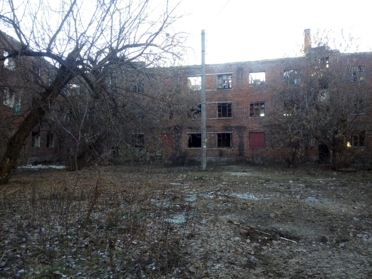 Заброшенный и развалившийся дом Дзержинска расселят в 2021 году