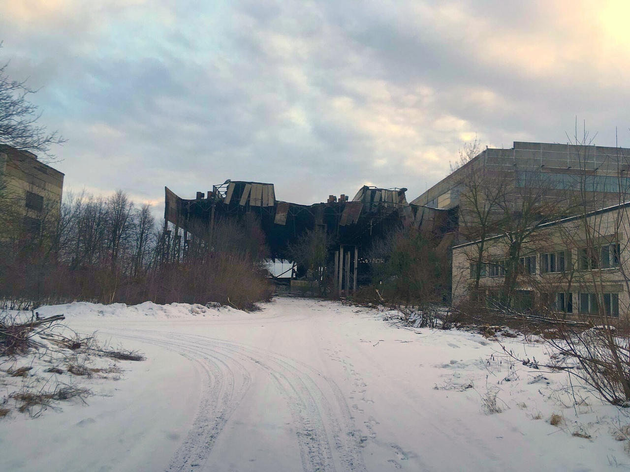 Без паники, все по плану: в Дзержинске рухнули два здания на заводе ХимМаш