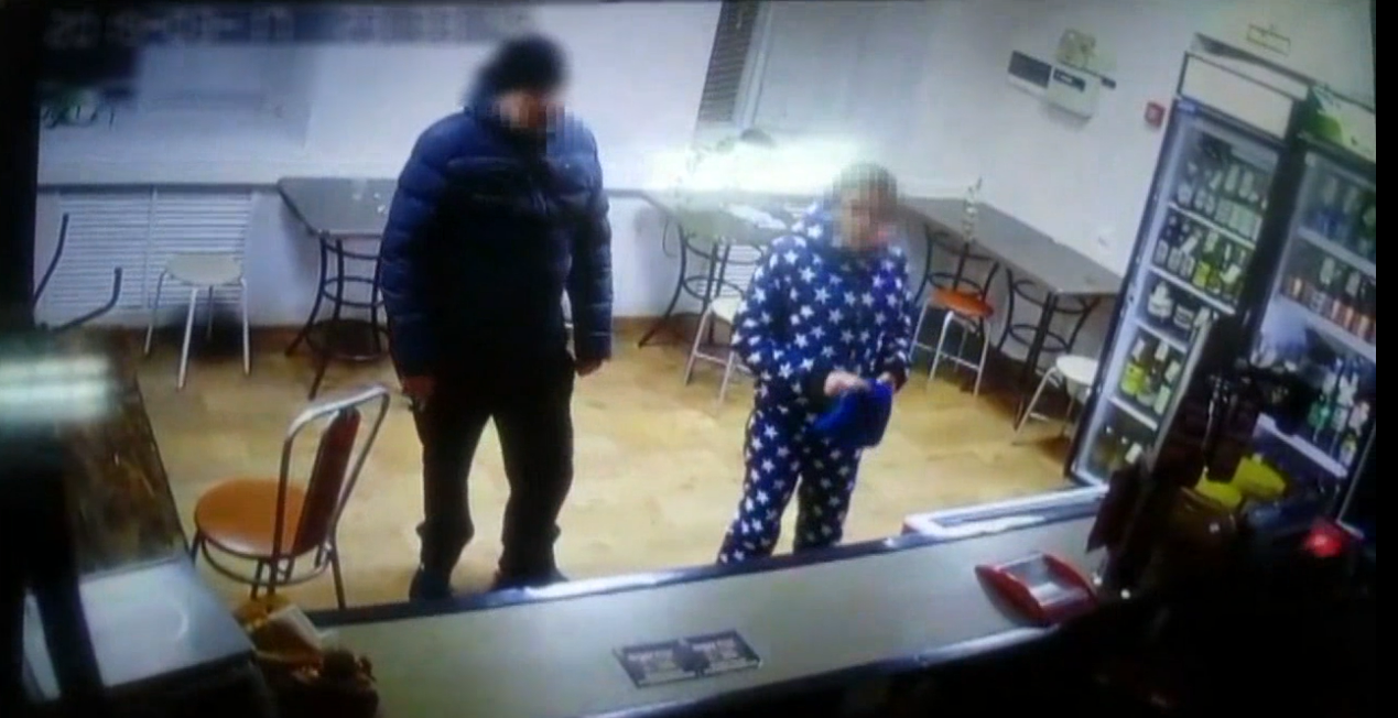 Супруги ограбили кафе в Дзержинске (ВИДЕО)