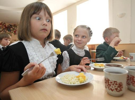 Стало известно как в Нижегородской области будут кормить учеников второй смены