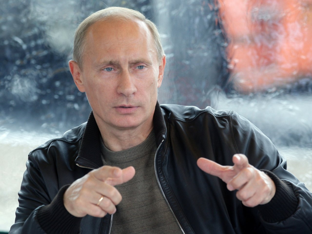 Путин назвал безработицу одной из главных проблем России