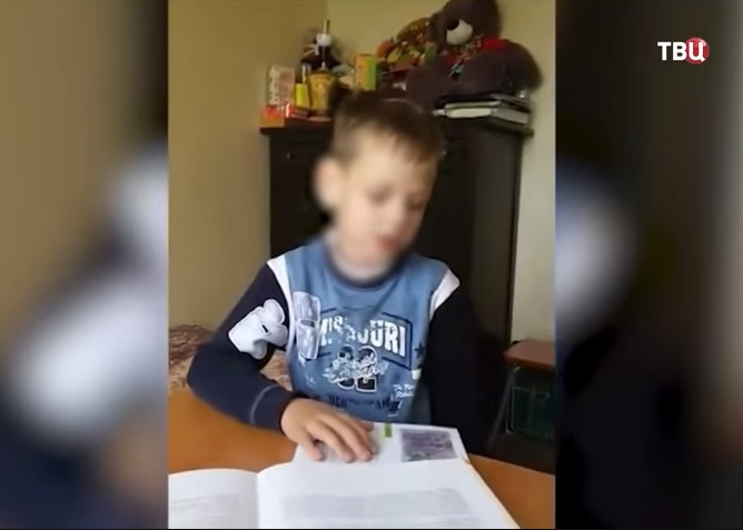 Школьник из Дзержинска рассказал об издевательствах отца в видеообращении к Путину