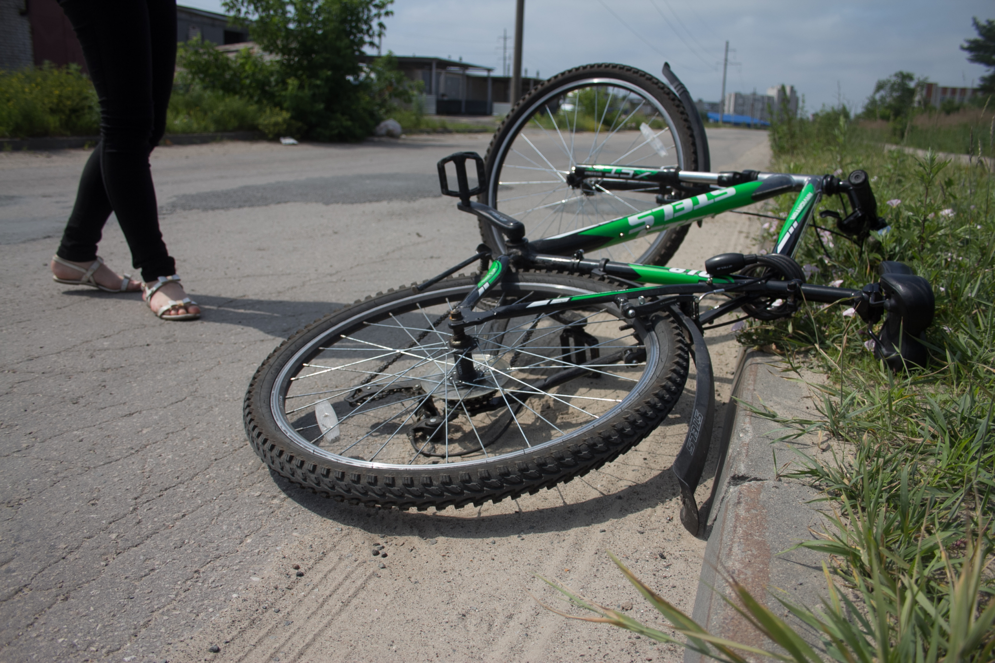 Водитель сбил велосипедиста и скрылся с места ДТП в Дзержинске