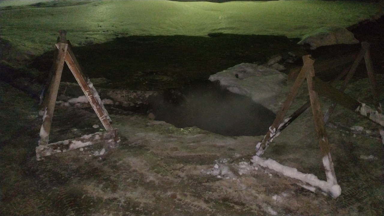 В Дзержинске 20-летняя студентка провалилась в яму с кипятком