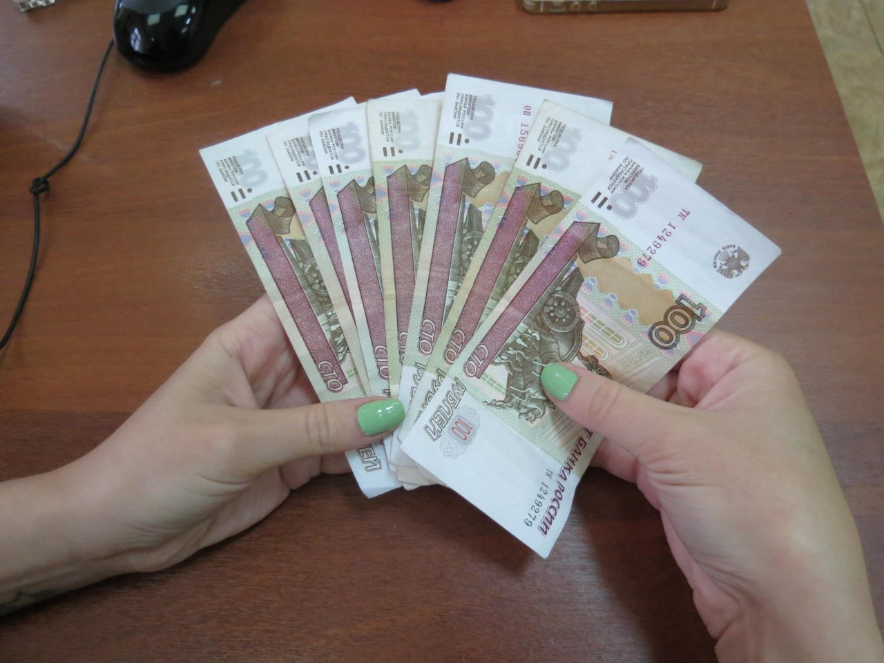В год пандемии зарплата в Нижегородской области выросла на 2 300 рублей