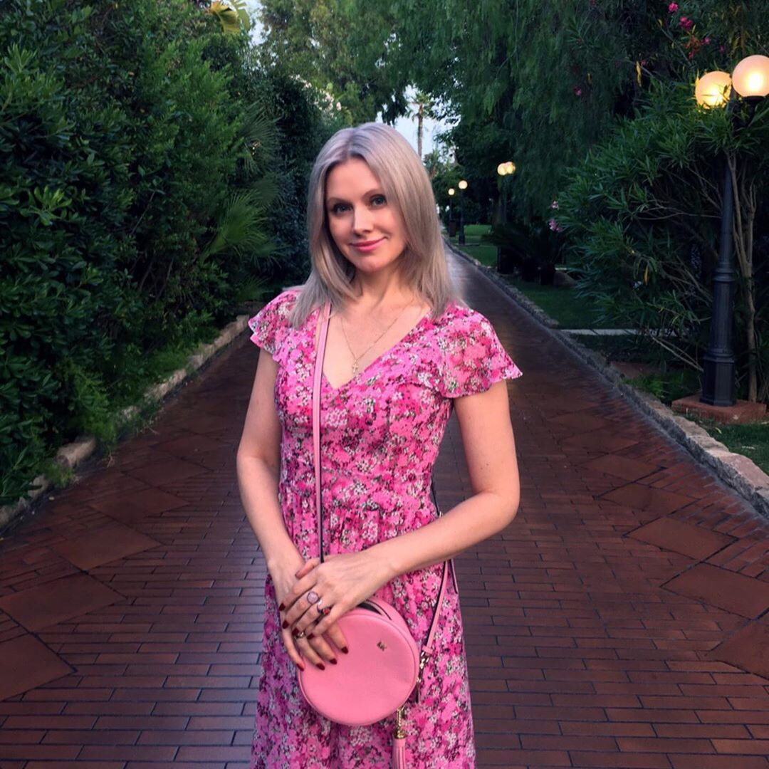 Тетенька с персиками: Натали опубликовала фото с отдыха в Италии