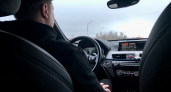 Судебные приставы России начали передавать, изъятые у нетрезвых водителей, авто на фронт