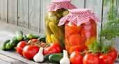 Врач назвала пять правил безопасной консервации на зиму