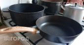 Хватит тереть сковородки до мозолей: этот простой домашний состав убирает многолетний нагар за пять минут