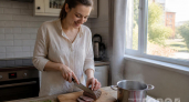 Не булка и не манка: странная крупа в мясе удерживает сок лучше хлеба — котлеты пышные и не разваливаются