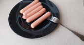 Сосиски будут намного вкуснее: запомните эти простые добавки при варке - улучшат даже дешевый продукт