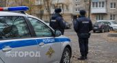 В Дзержинске пьяный ревнивец разбил окна бывшей жены и устроил резню во дворе
