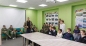 Бойцы СВО показали школьникам Дзержинска тактику перехвата и пуска дронов