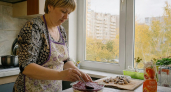 Выкладывайте слои правильно: какой продукт в селедке под шубой делает вкус блюда нежным и идеальным