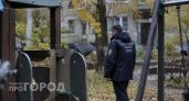 Сломанная рука и пять травм: в Дзержинске дети калечатся на опасной площадке