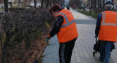 В Дзержинске коммунальщики развернули масштабную уборку дорог и скверов