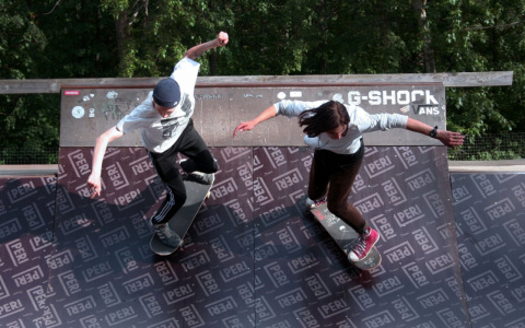 В Дзержинске начали строительство скейтпарка