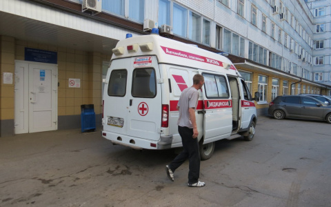 83-летняя бабушка пострадала от колес иномарки в Дзержинске