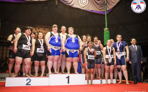 Две спортсменки из Дзержинска привезли медали с Чемпионата мира по сумо (ФОТО, ВИДЕО)