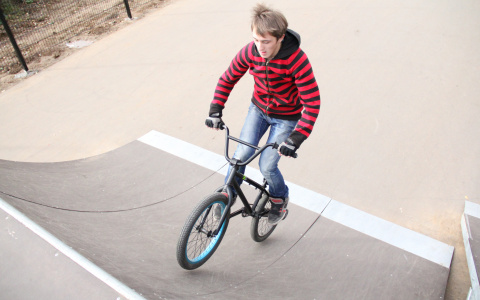 Строительство завершено: в Дзержинске пройдет торжественное открытие скейт-парка