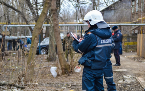 В дзержинской школе №35 срочно эвакуировали учеников и приостановили учебный процесс (ФОТО)