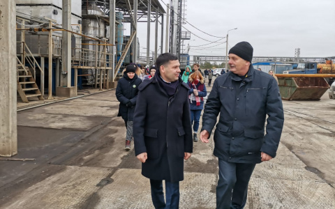 Дзержинских старшеклассников сводили на крупные свалки города в целях воспитания