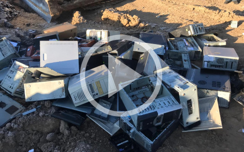 В Дзержинске уничтожили около 20 компьютеров, принадлежащих казино (ВИДЕО)