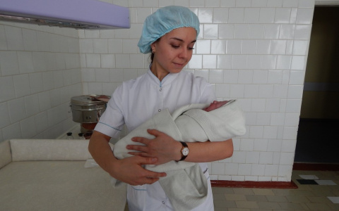 Не уследили: врачи подделали медкарту младенца, который погиб в Дзержинске