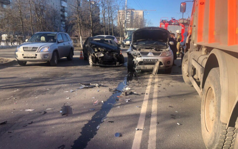 Четырехлетняя девочка пострадала в аварии в Дзержинске (ФОТО)