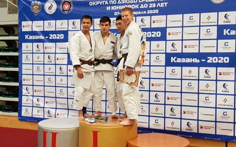 Дзержинские дзюдоисты заняли первые места на отборочных соревнованиях по первенству