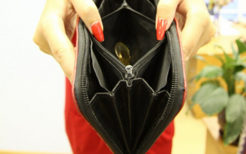 Жительница Дзержинска лишилась крупной суммы, доверившись мошеннику