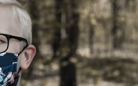 Руководитель Роспотребнадзора рекомендует вылечившимся от коронавируса оставаться дома две недели