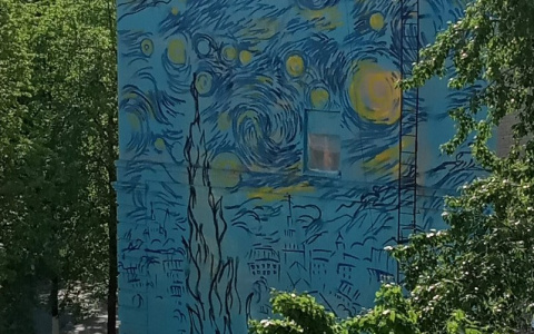 Гоген, Мона Лиза и Ван Гог появились на стене дома в Дзержинске